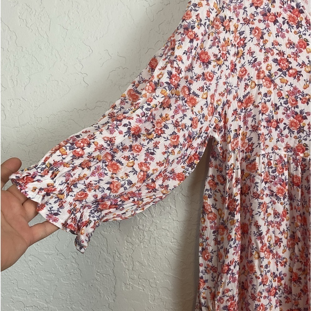 Umgee Ditzy Floral Babydoll Mini Dress Size Medium with Pockets - Picture 4 of 7